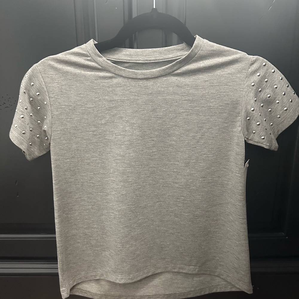 MIA Light Gray Short Sleeve Tee with silver Studded Sleeves NWT